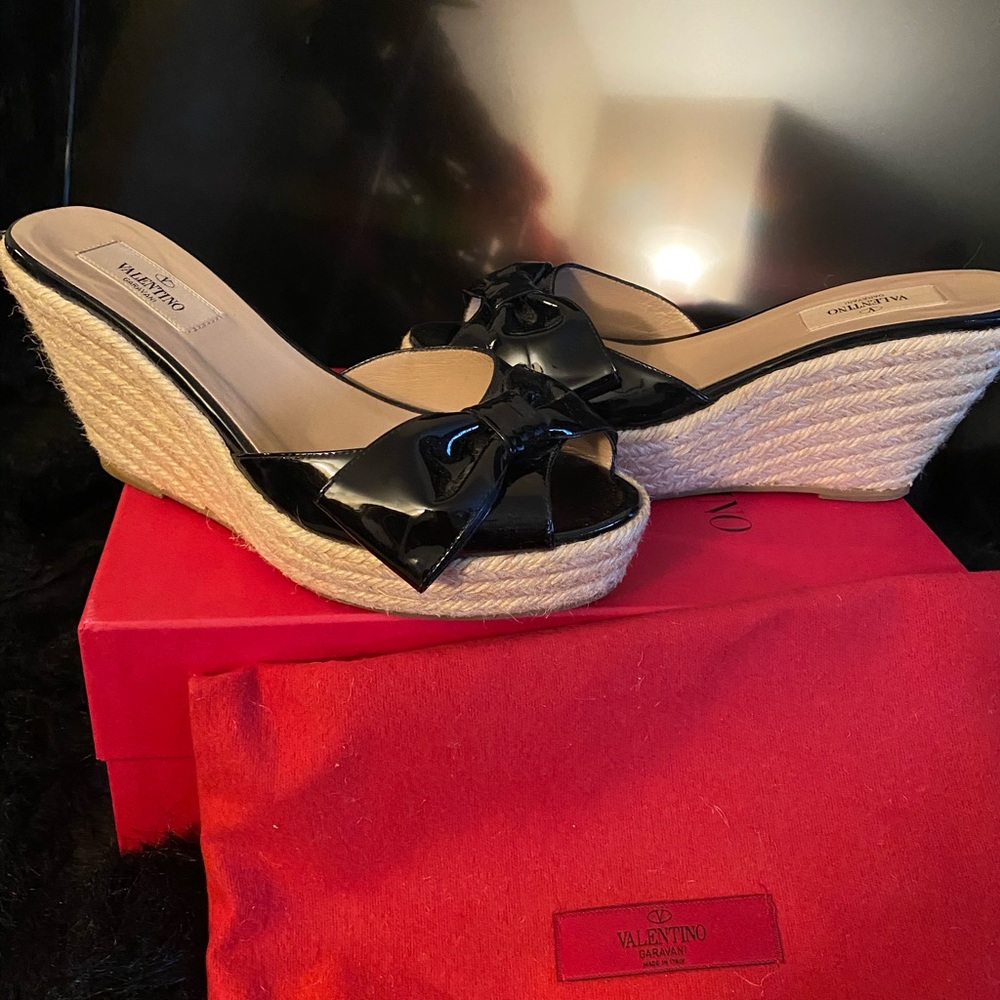 Authentic like new Valentino Wedges 38